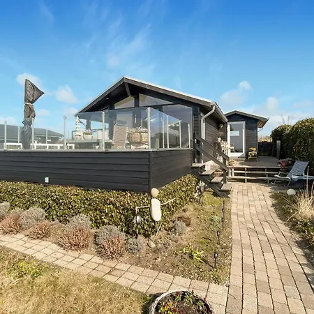 Amazing In V With House Sea View Έσμπιεργκ