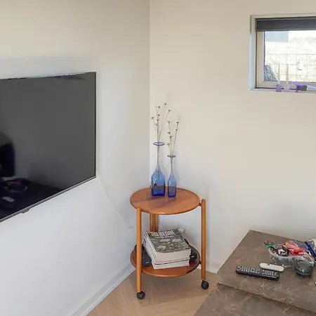Feriehus Fantastisk Hjem I V Med Havutsikt